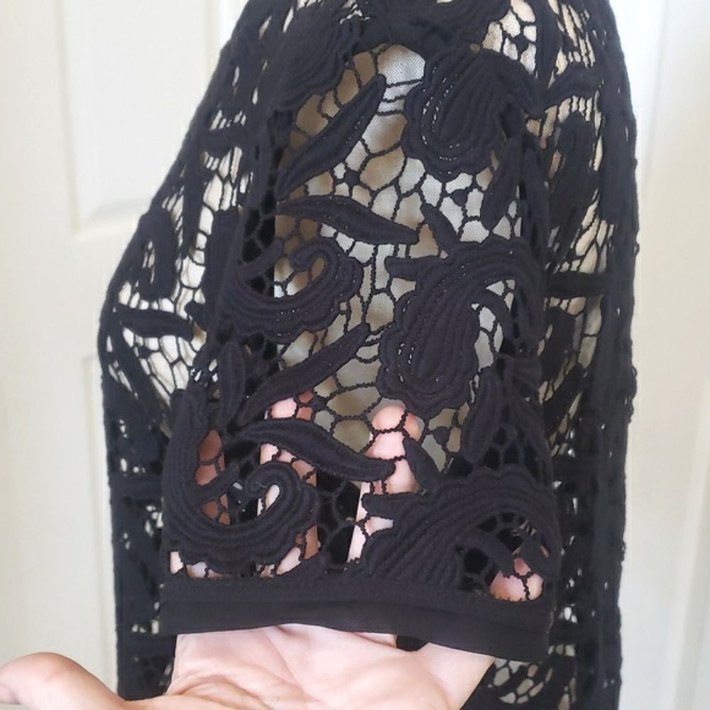 LOFT Black Crochet Lace Sheer Top Short Sleeve Keyhole Petite Medium PM - Picture 8 of 12